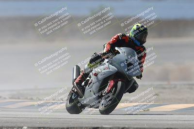 media/Oct-02-2025-Racers Edge (Thu) [[2c91cb6ab3]]/3-B Group/Session 2-Turn 14 (11am)/